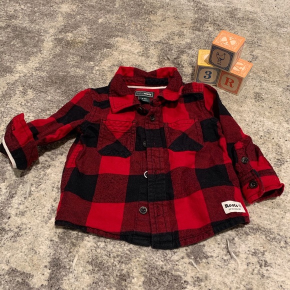 0-3M EUC Roots Flannel shirt - Picture 1 of 5